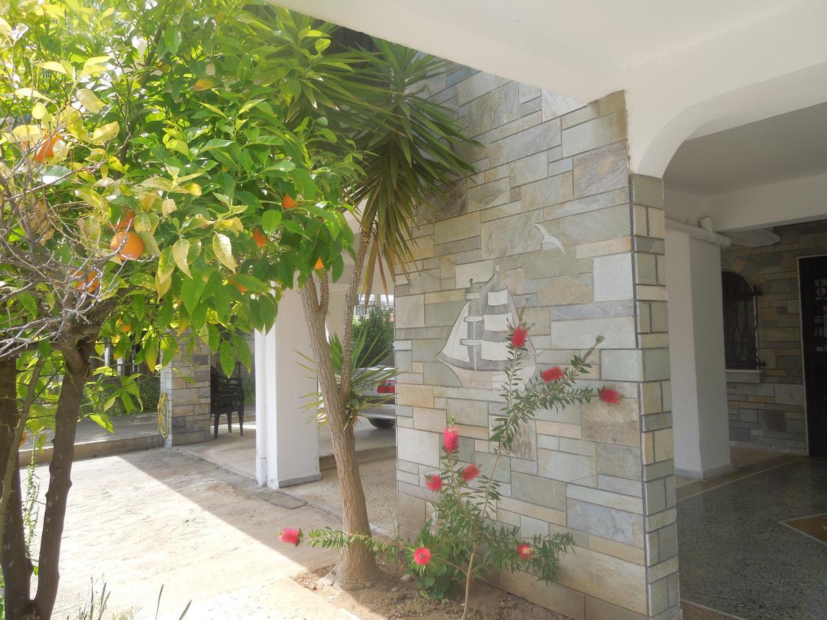 Sunshine Apartment Paralia Dionysiou Exterior photo