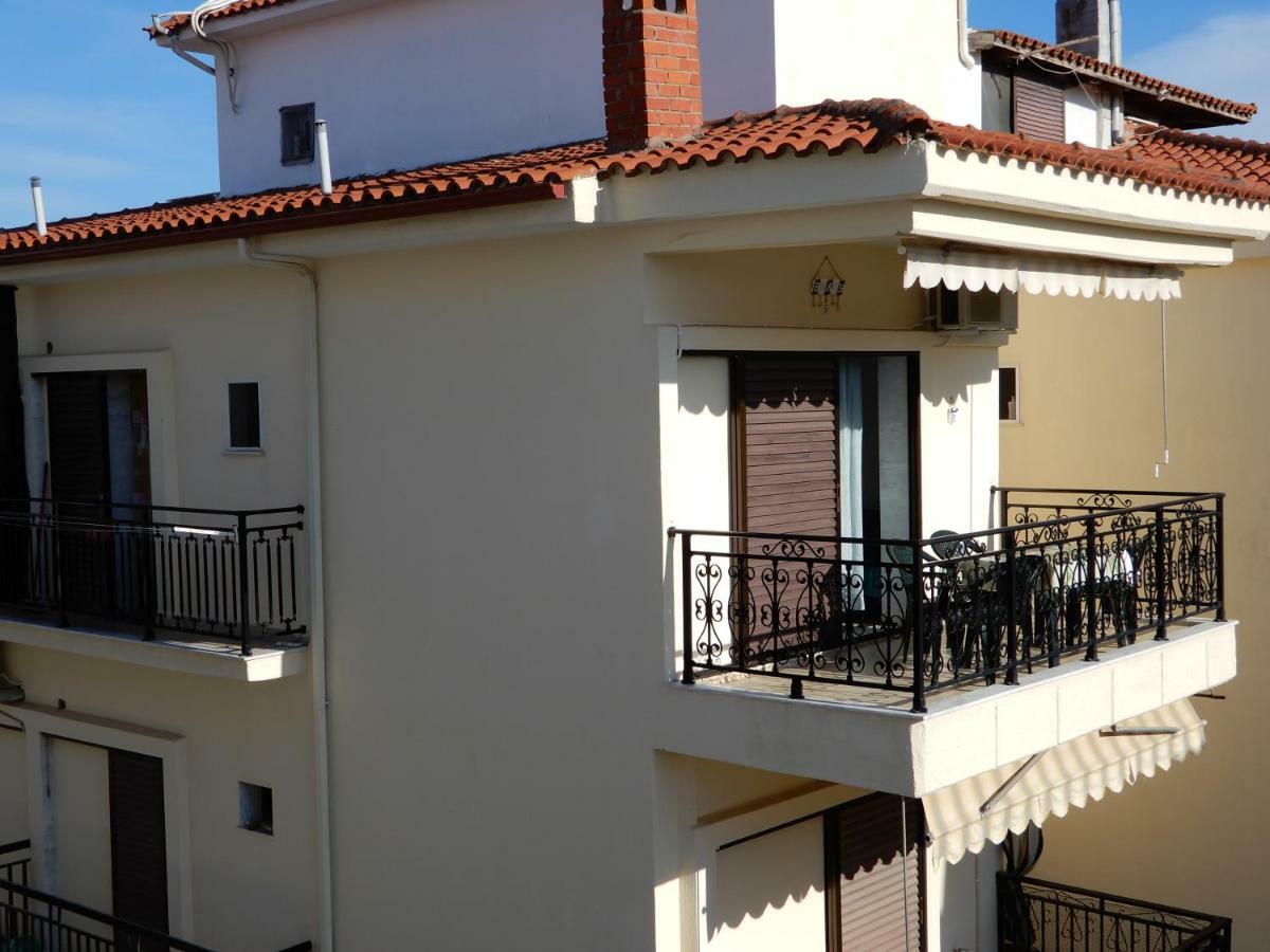 Sunshine Apartment Paralia Dionysiou Exterior photo